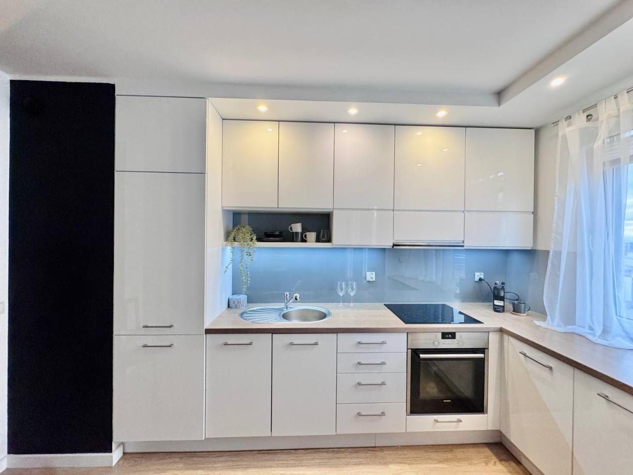 C- Home4U - Apartment With A City View Close To Aquapark, Parking In Secured Area Kraków Zewnętrze zdjęcie