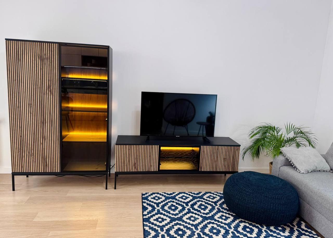 C- Home4U - Apartment With A City View Close To Aquapark, Parking In Secured Area Kraków Zewnętrze zdjęcie