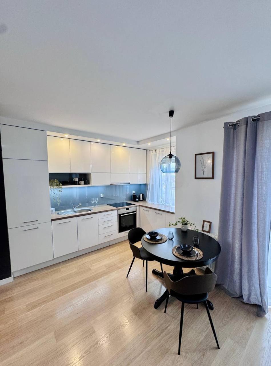 C- Home4U - Apartment With A City View Close To Aquapark, Parking In Secured Area Kraków Zewnętrze zdjęcie